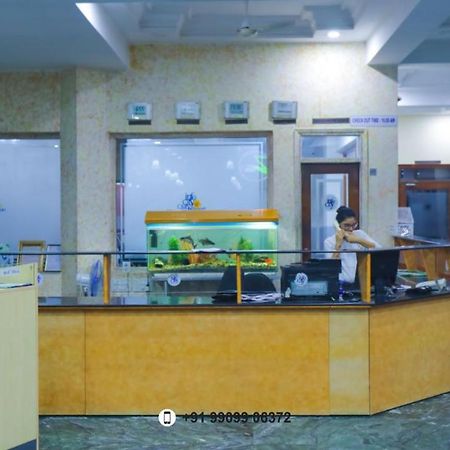 Infocity Club And Resort Gandhinagar Exterior foto